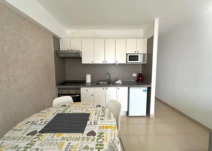 Lilly Playa De Americas