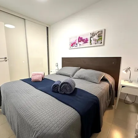 Апартаменти Lilly Playa De Americas *