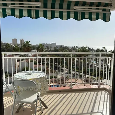 Апартаменти Lilly Playa De Americas