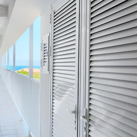 Апартаменти Lilly Playa De Americas *