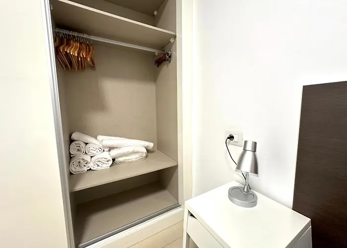 Lilly Playa De Americas Адехе